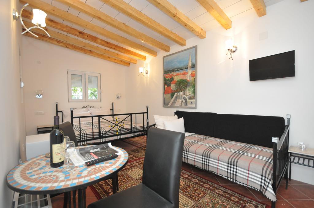 Hotel Oaza 3*