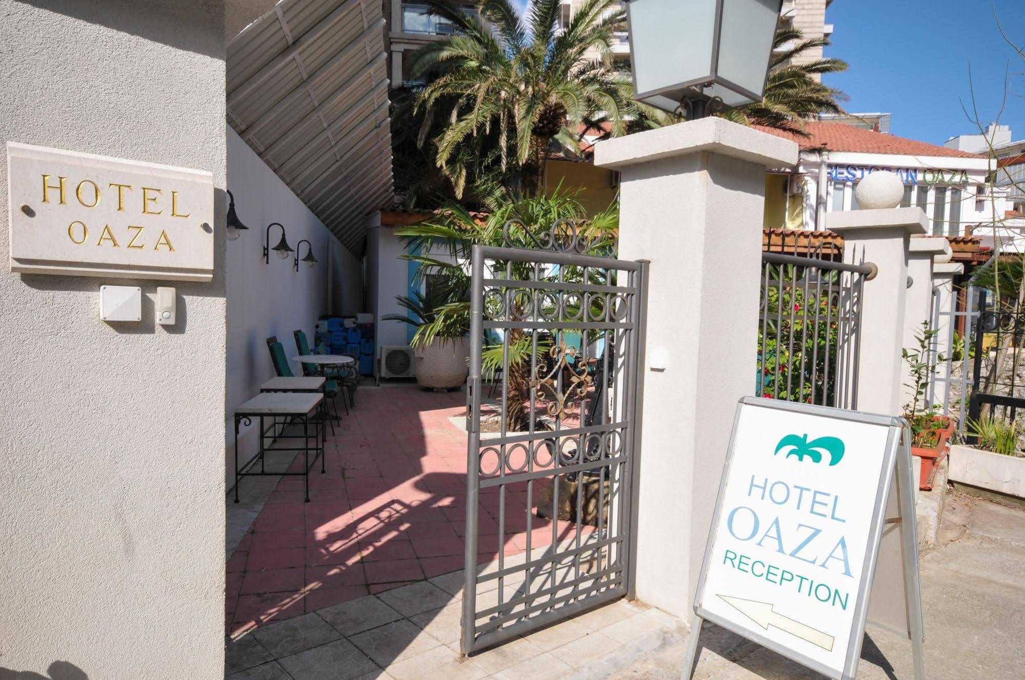 Hotel Oaza 3*